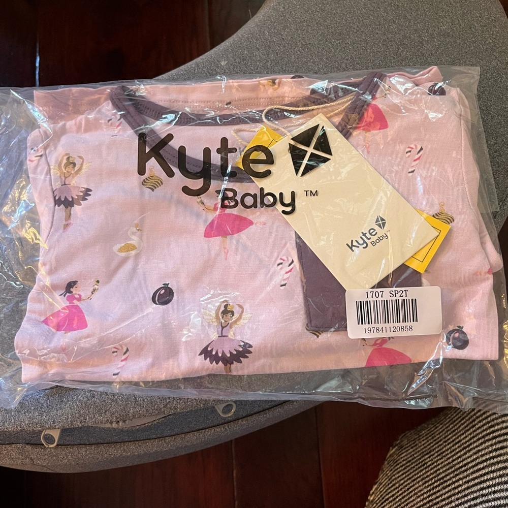 NEW kyte baby pajamas
